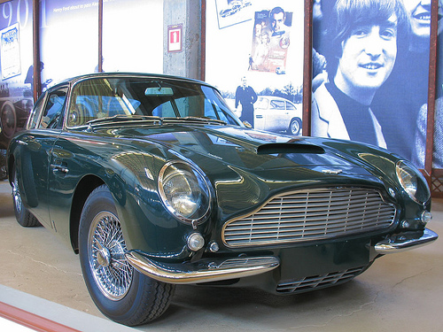 Aston Martin DB 6 Vantage Superleggera